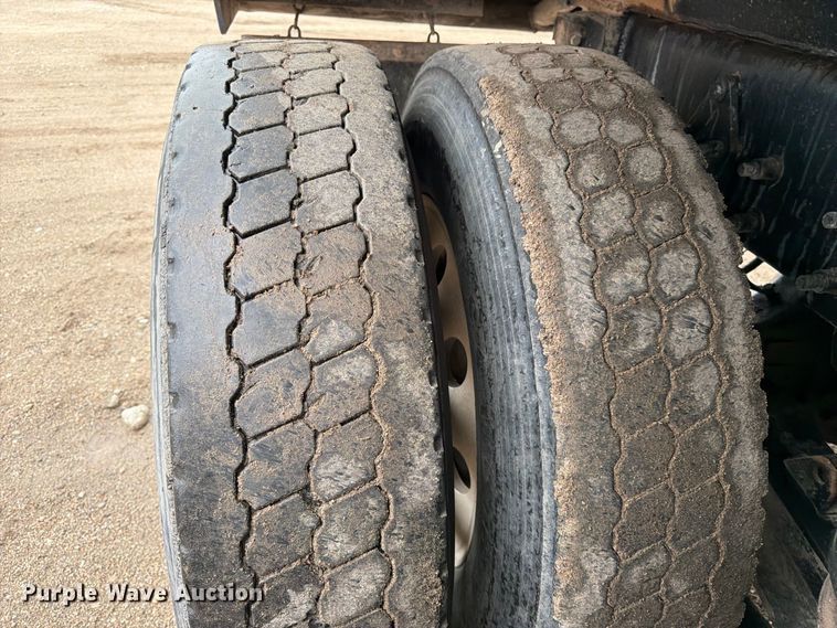 image for item FK3678 2005 Sterling L8500 dump truck