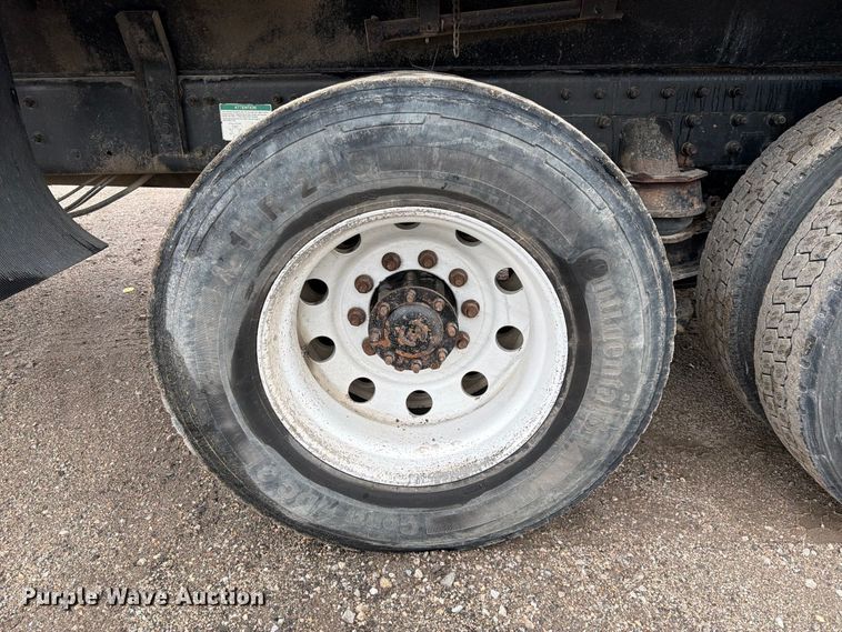 image for item FK3678 2005 Sterling L8500 dump truck
