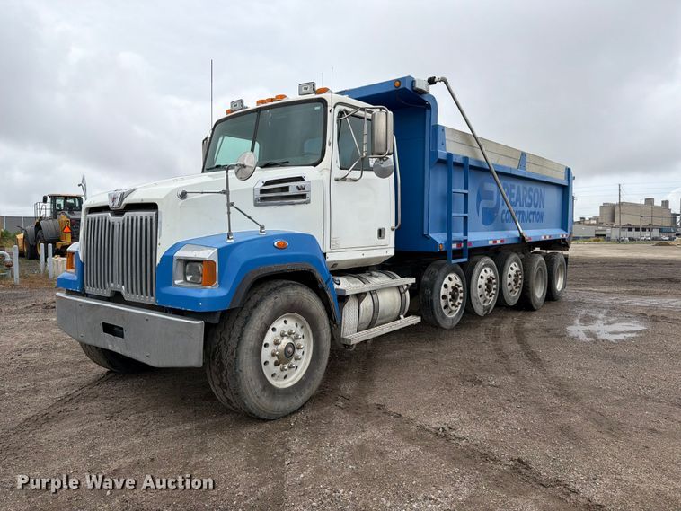 2016 Western Star 4700 dump truck