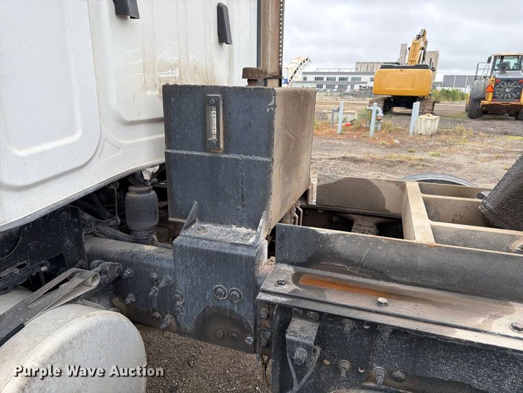 image for item FK3680 2016 Western Star 4700 dump truck