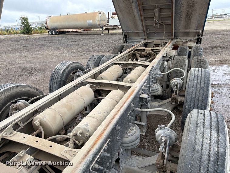 image for item FK3680 2016 Western Star 4700 dump truck