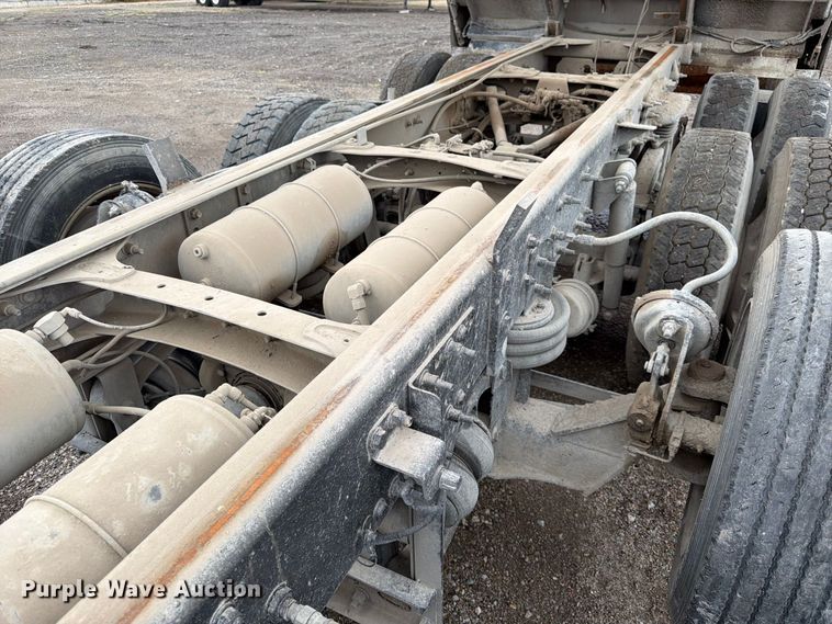 image for item FK3680 2016 Western Star 4700 dump truck