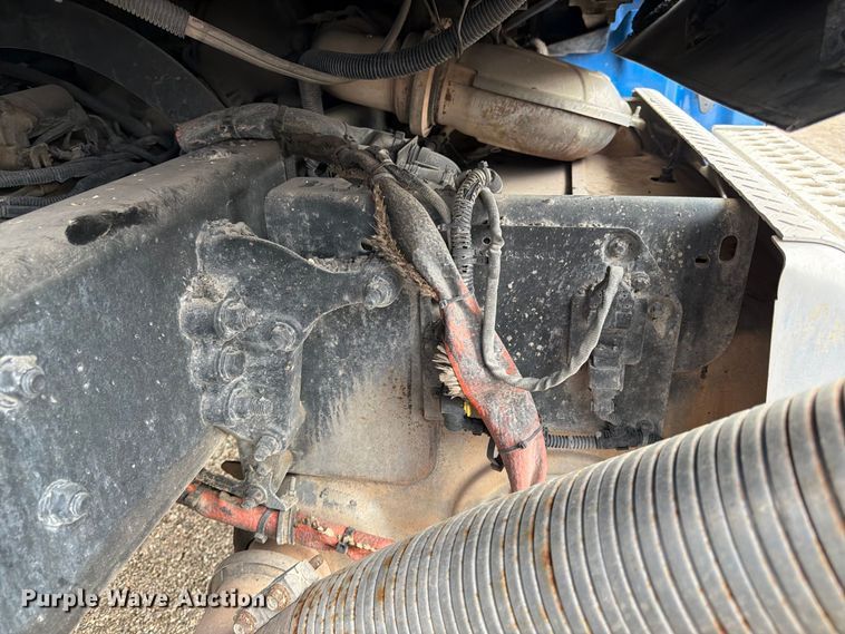 image for item FK3680 2016 Western Star 4700 dump truck