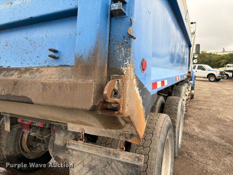 image for item FK3680 2016 Western Star 4700 dump truck