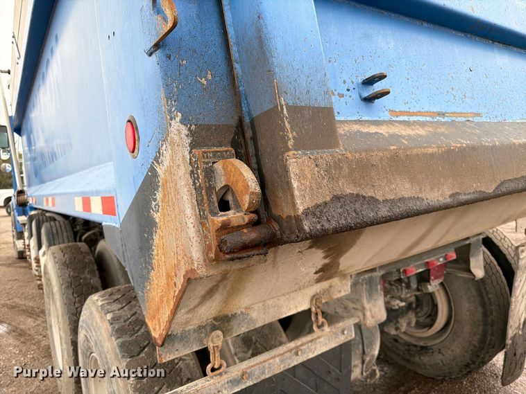 image for item FK3680 2016 Western Star 4700 dump truck