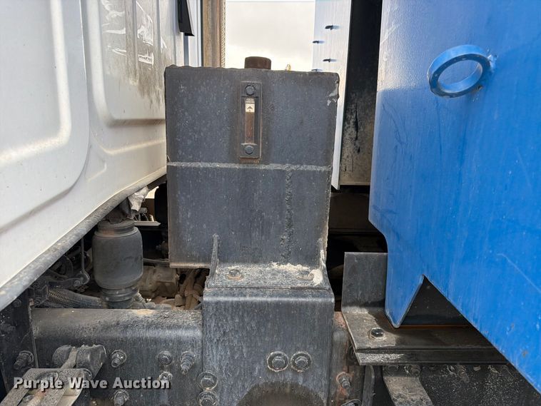image for item FK3680 2016 Western Star 4700 dump truck