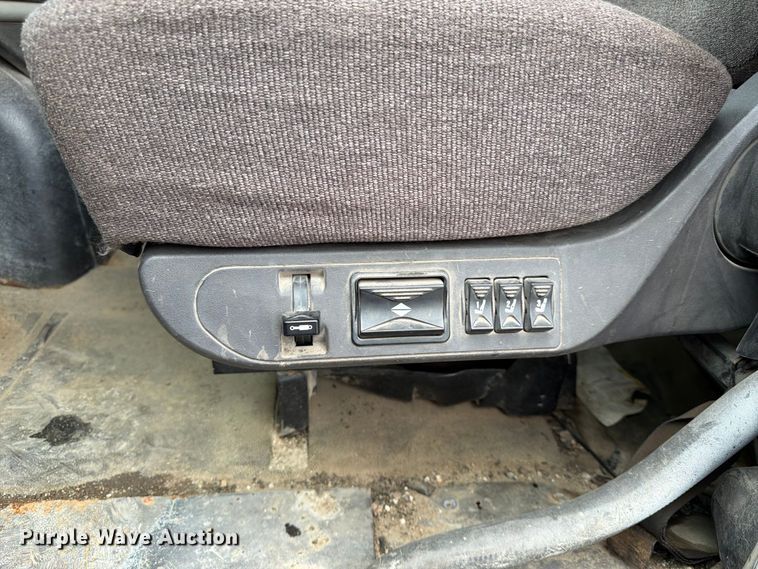 image for item FK3680 2016 Western Star 4700 dump truck