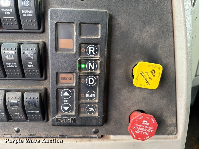 image for item FK3680 2016 Western Star 4700 dump truck