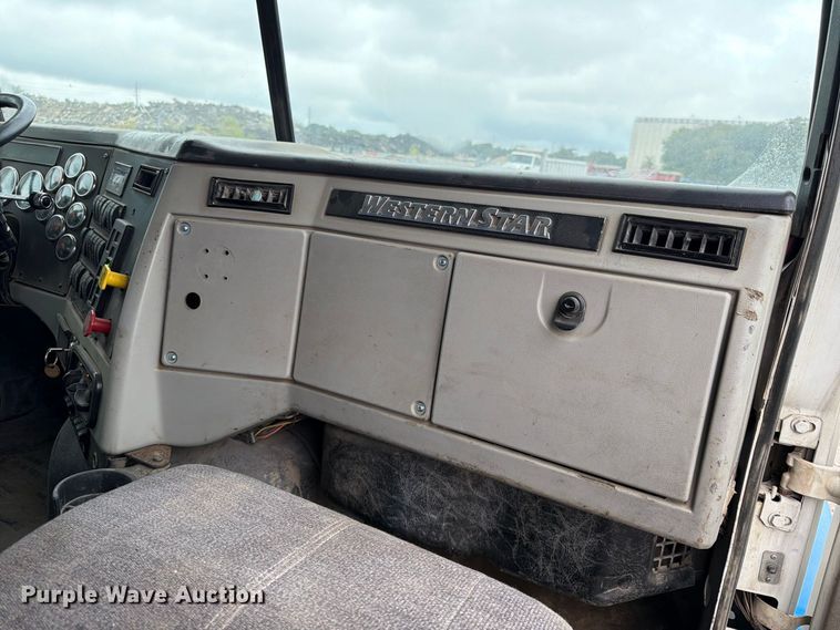 image for item FK3680 2016 Western Star 4700 dump truck