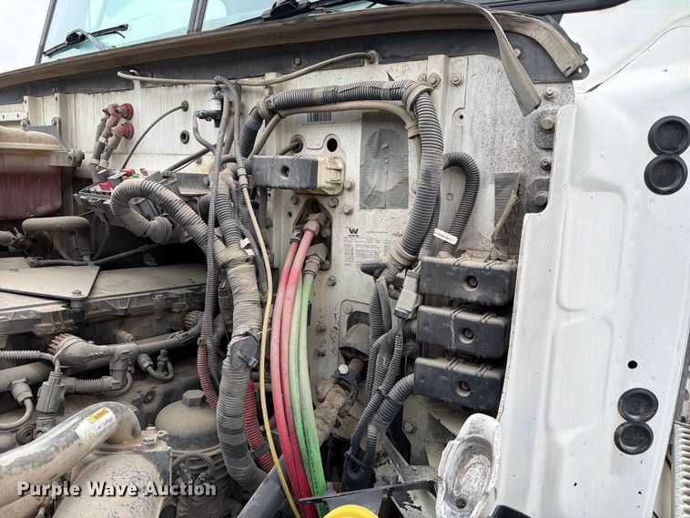 image for item FK3680 2016 Western Star 4700 dump truck