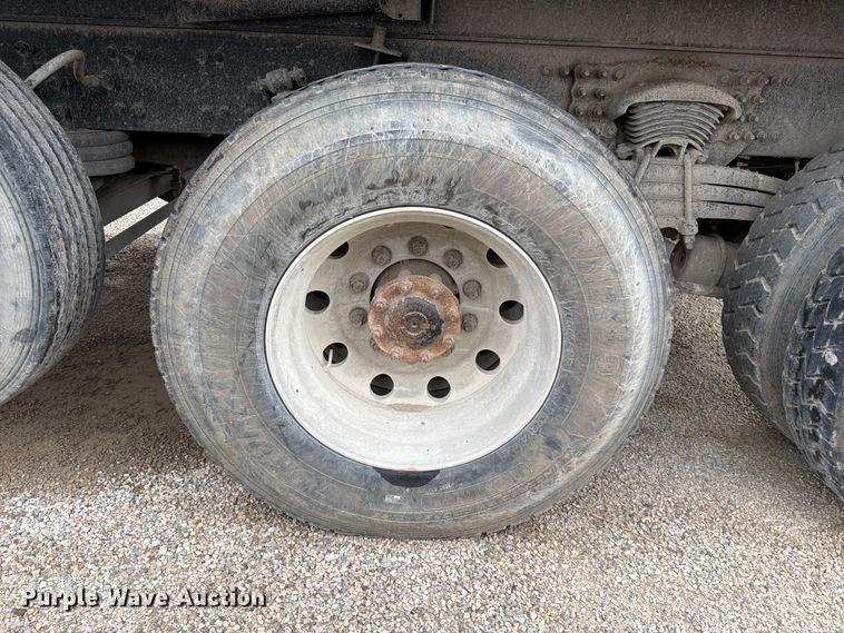 image for item FK3680 2016 Western Star 4700 dump truck