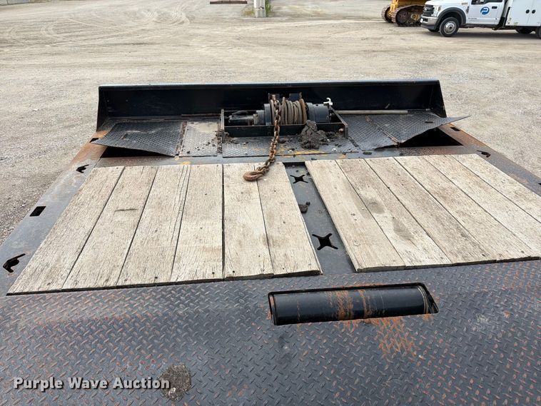 image for item FK3686 2008 Trail King TK110SA-533 drop deck tilt deck equipment trailer