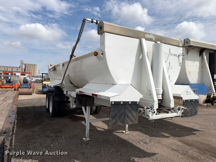 image for item FK3687 2002 Ranch ED2026QF end dump trailer