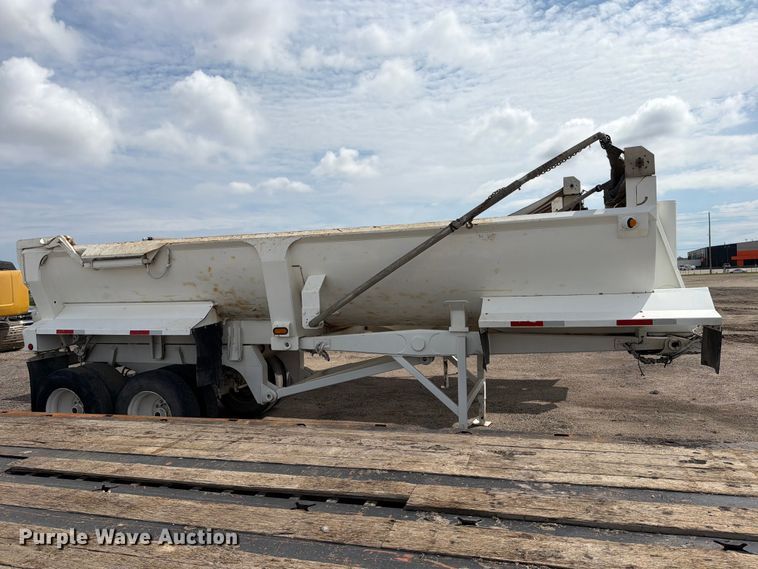 image for item FK3687 2002 Ranch ED2026QF end dump trailer
