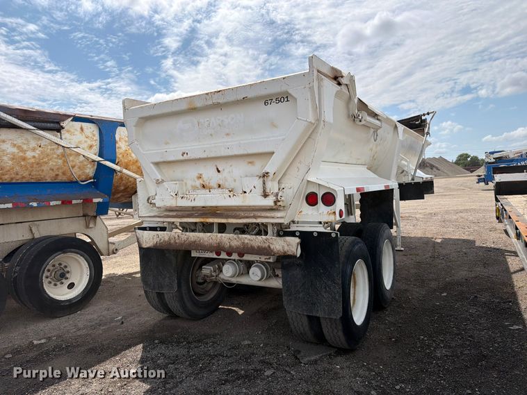 image for item FK3687 2002 Ranch ED2026QF end dump trailer