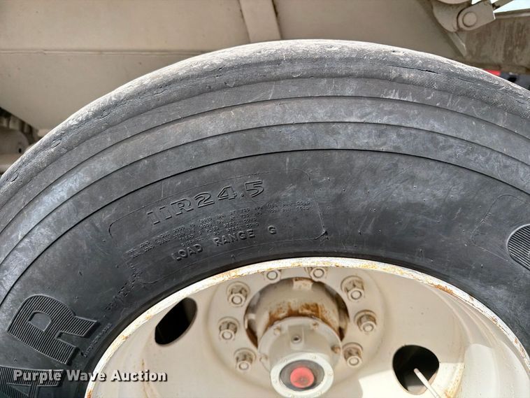 image for item FK3687 2002 Ranch ED2026QF end dump trailer