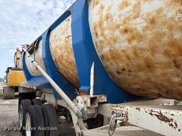 image for item FK3688 2007 Ranch ED28-30QF end dump trailer