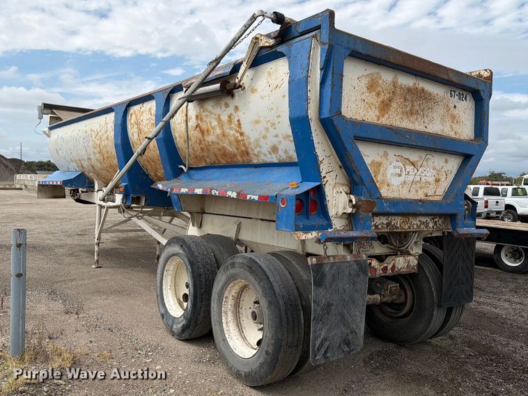 image for item FK3688 2007 Ranch ED28-30QF end dump trailer
