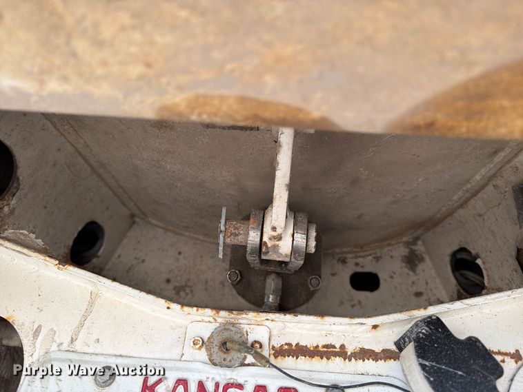 image for item FK3688 2007 Ranch ED28-30QF end dump trailer