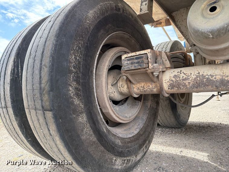 image for item FK3688 2007 Ranch ED28-30QF end dump trailer