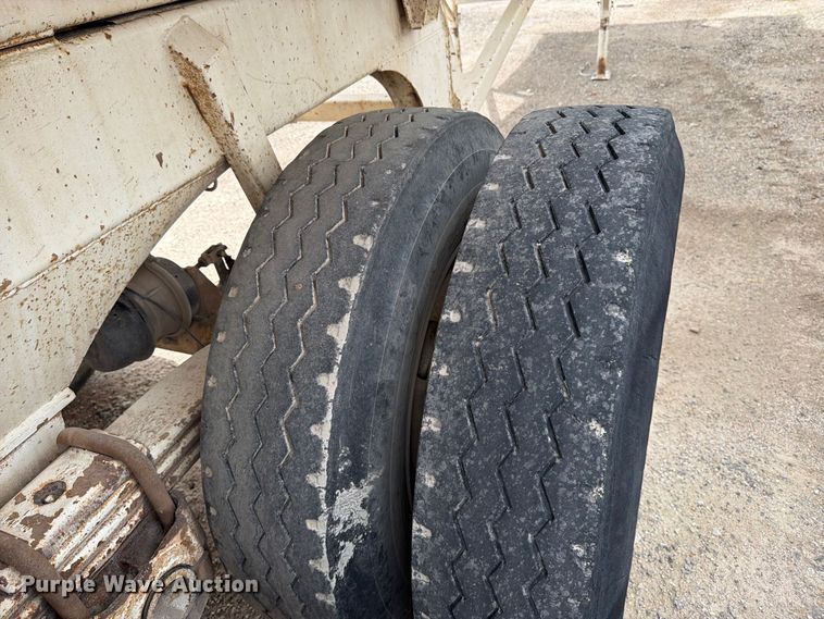 image for item FK3688 2007 Ranch ED28-30QF end dump trailer