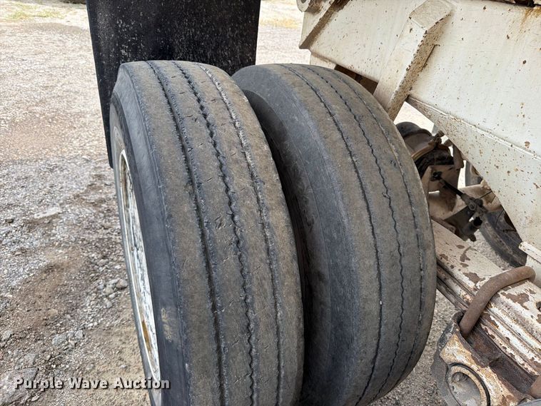 image for item FK3688 2007 Ranch ED28-30QF end dump trailer