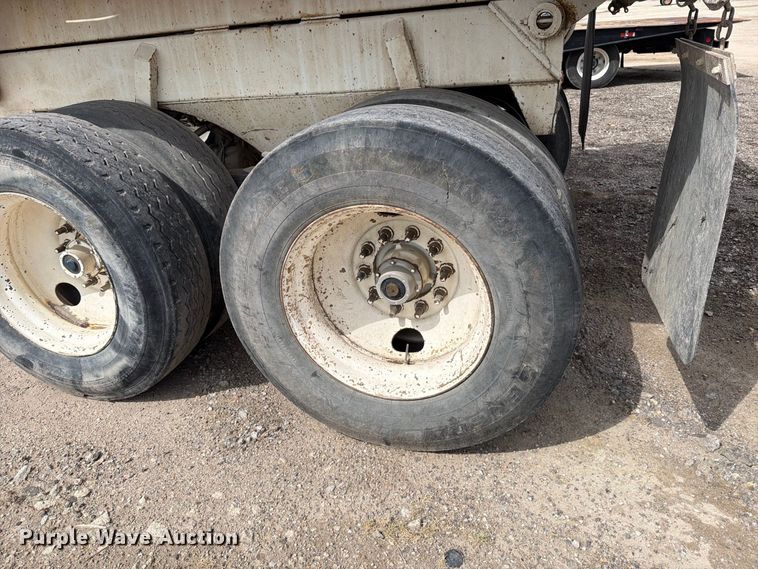image for item FK3688 2007 Ranch ED28-30QF end dump trailer