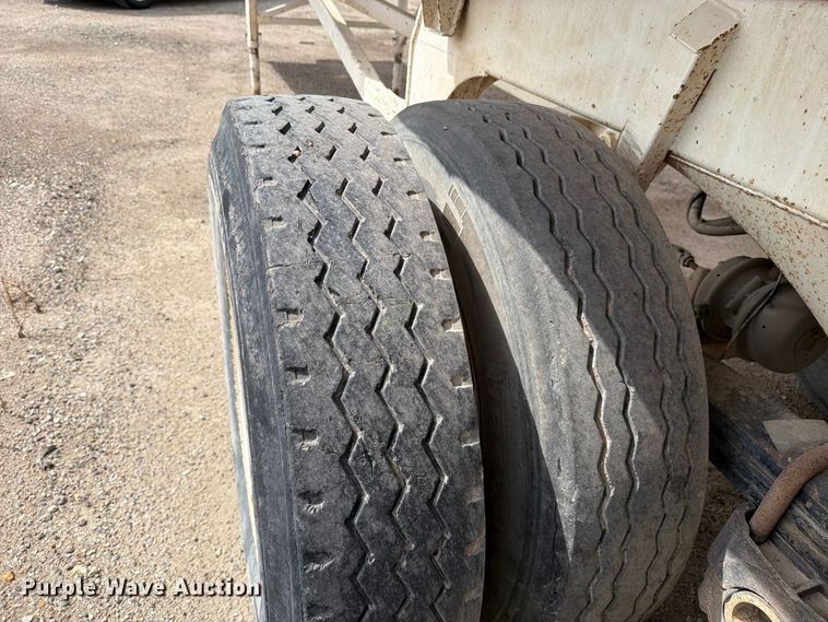 image for item FK3688 2007 Ranch ED28-30QF end dump trailer