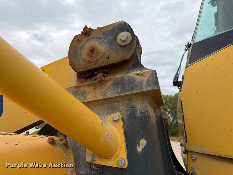 image for item FK3795 2005 Komatsu WA450 wheel loader