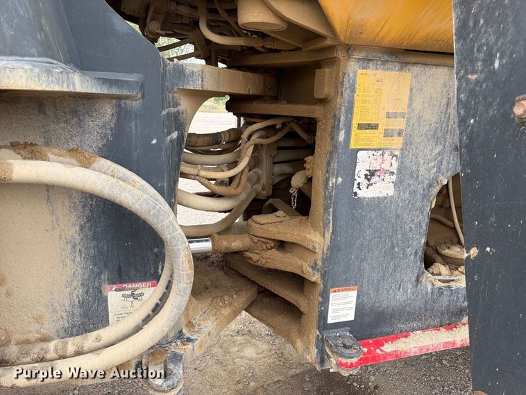 image for item FK3795 2005 Komatsu WA450 wheel loader
