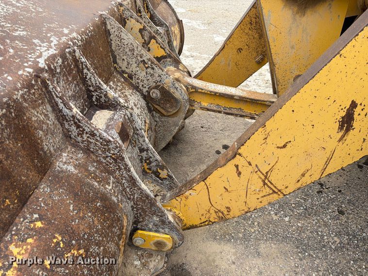 image for item FK3795 2005 Komatsu WA450 wheel loader