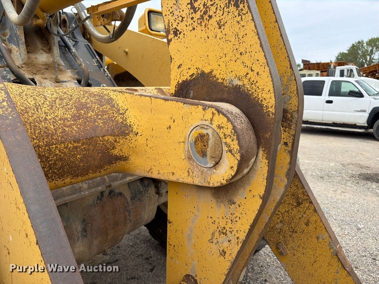 image for item FK3795 2005 Komatsu WA450 wheel loader