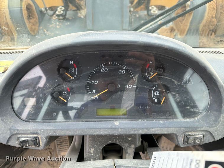 image for item FK3795 2005 Komatsu WA450 wheel loader