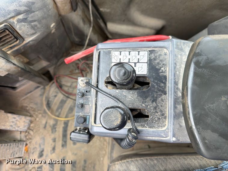 image for item FK3795 2005 Komatsu WA450 wheel loader