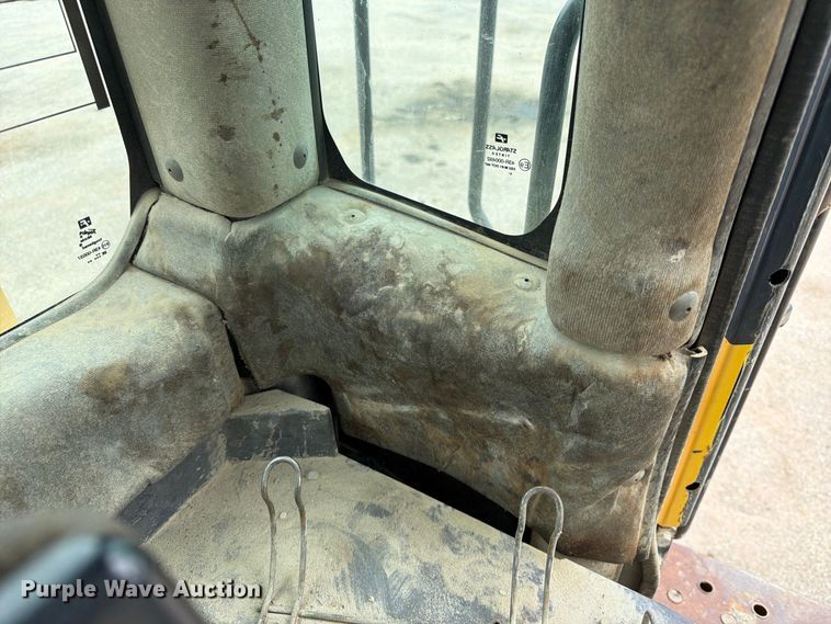 image for item FK3795 2005 Komatsu WA450 wheel loader