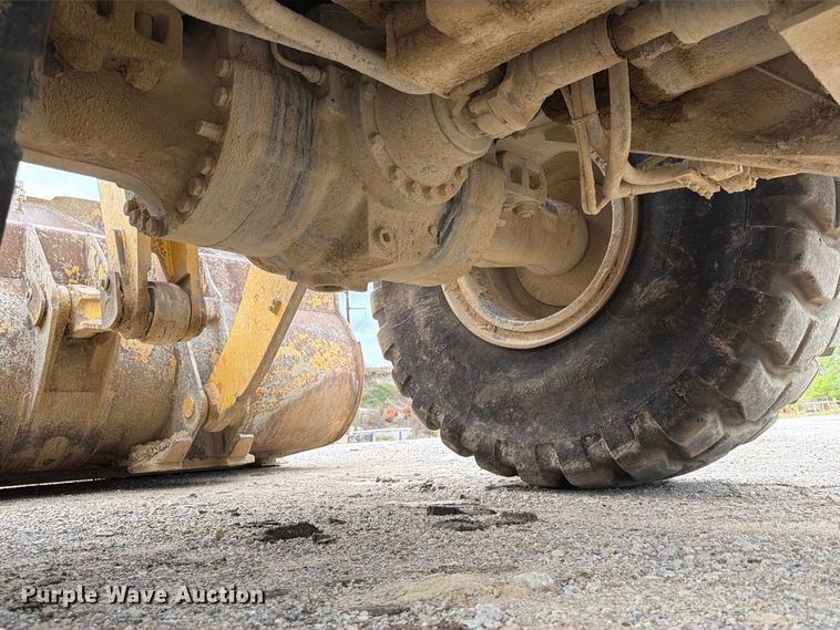 image for item FK3795 2005 Komatsu WA450 wheel loader