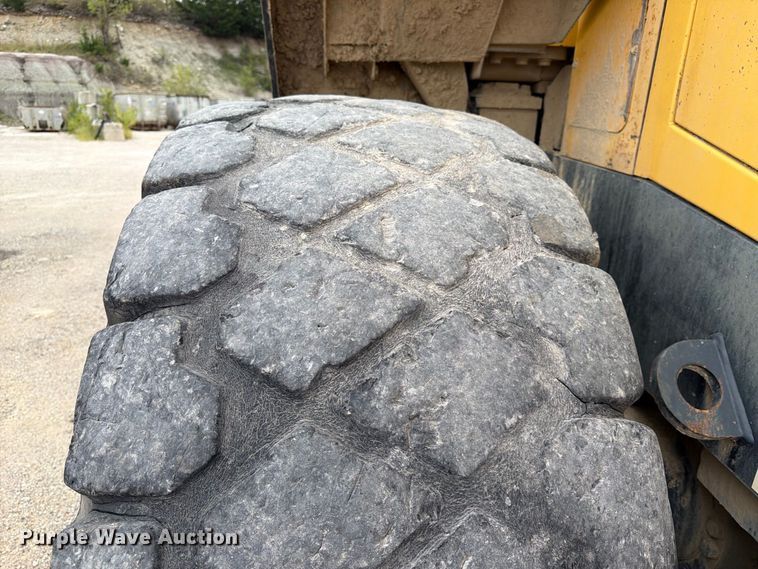 image for item FK3795 2005 Komatsu WA450 wheel loader