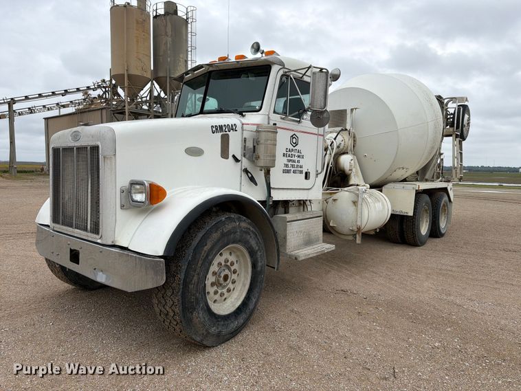 1999 Peterbilt 357 ready mix truck