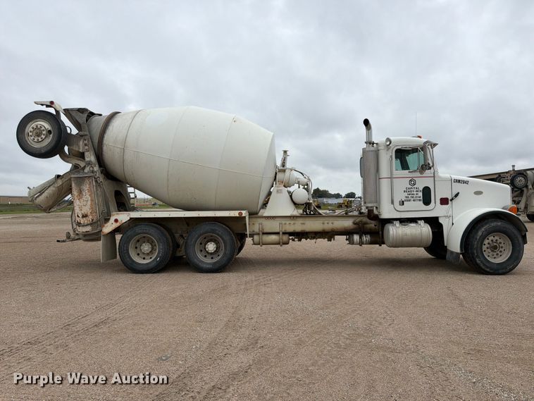 image for item FK3799 1999 Peterbilt 357 ready mix truck
