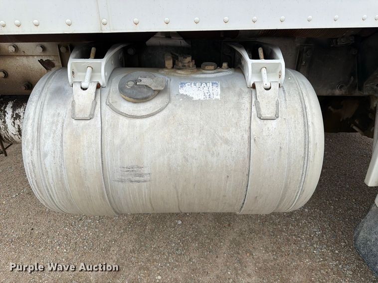 image for item FK3799 1999 Peterbilt 357 ready mix truck