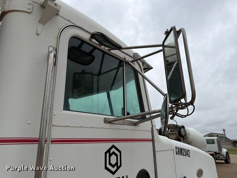 image for item FK3799 1999 Peterbilt 357 ready mix truck