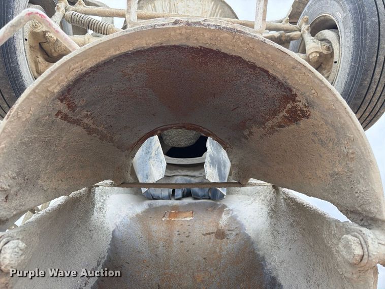 image for item FK3799 1999 Peterbilt 357 ready mix truck