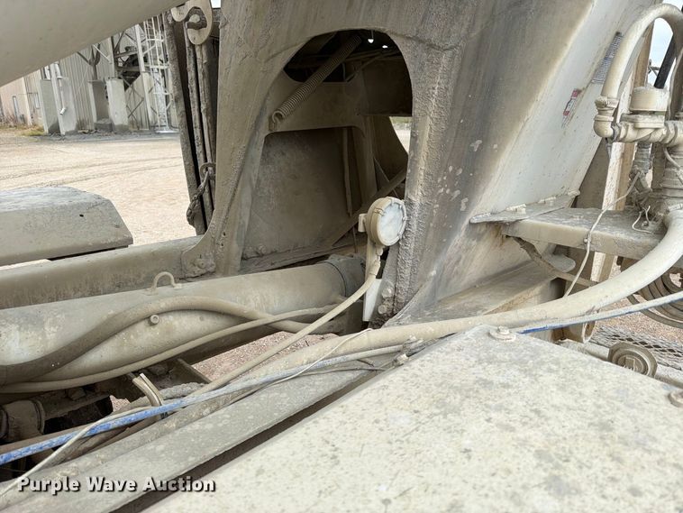 image for item FK3799 1999 Peterbilt 357 ready mix truck