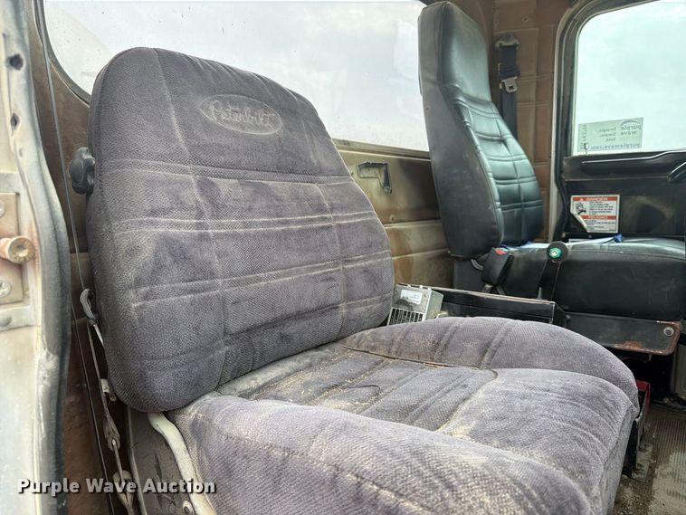 image for item FK3799 1999 Peterbilt 357 ready mix truck