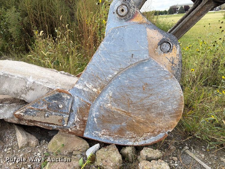 image for item FK3800 1990 John Deere 690D-LC excavator