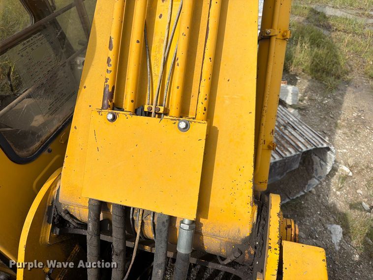 image for item FK3800 1990 John Deere 690D-LC excavator