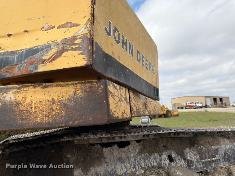 image for item FK3800 1990 John Deere 690D-LC excavator