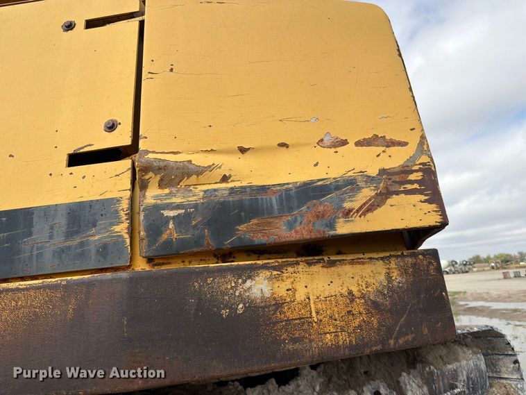 image for item FK3800 1990 John Deere 690D-LC excavator