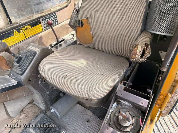 image for item FK3800 1990 John Deere 690D-LC excavator