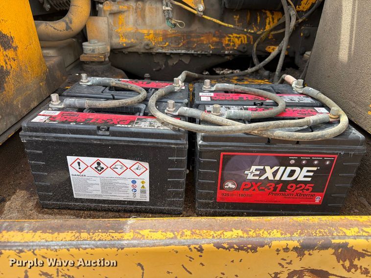 image for item FK3800 1990 John Deere 690D-LC excavator